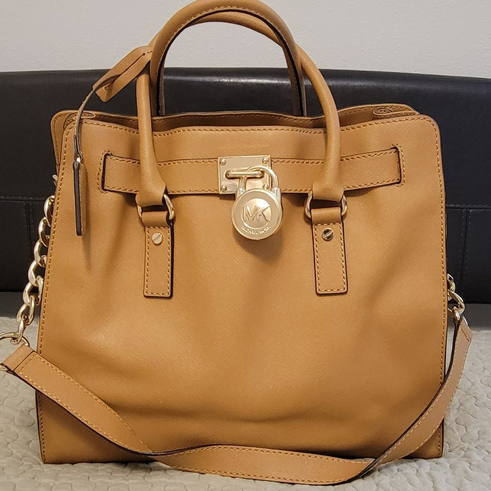Michael Kors Leather Tote / Large Purse